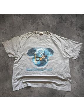 Fire Vintage Disney Mickey Mouse gray t-shirt